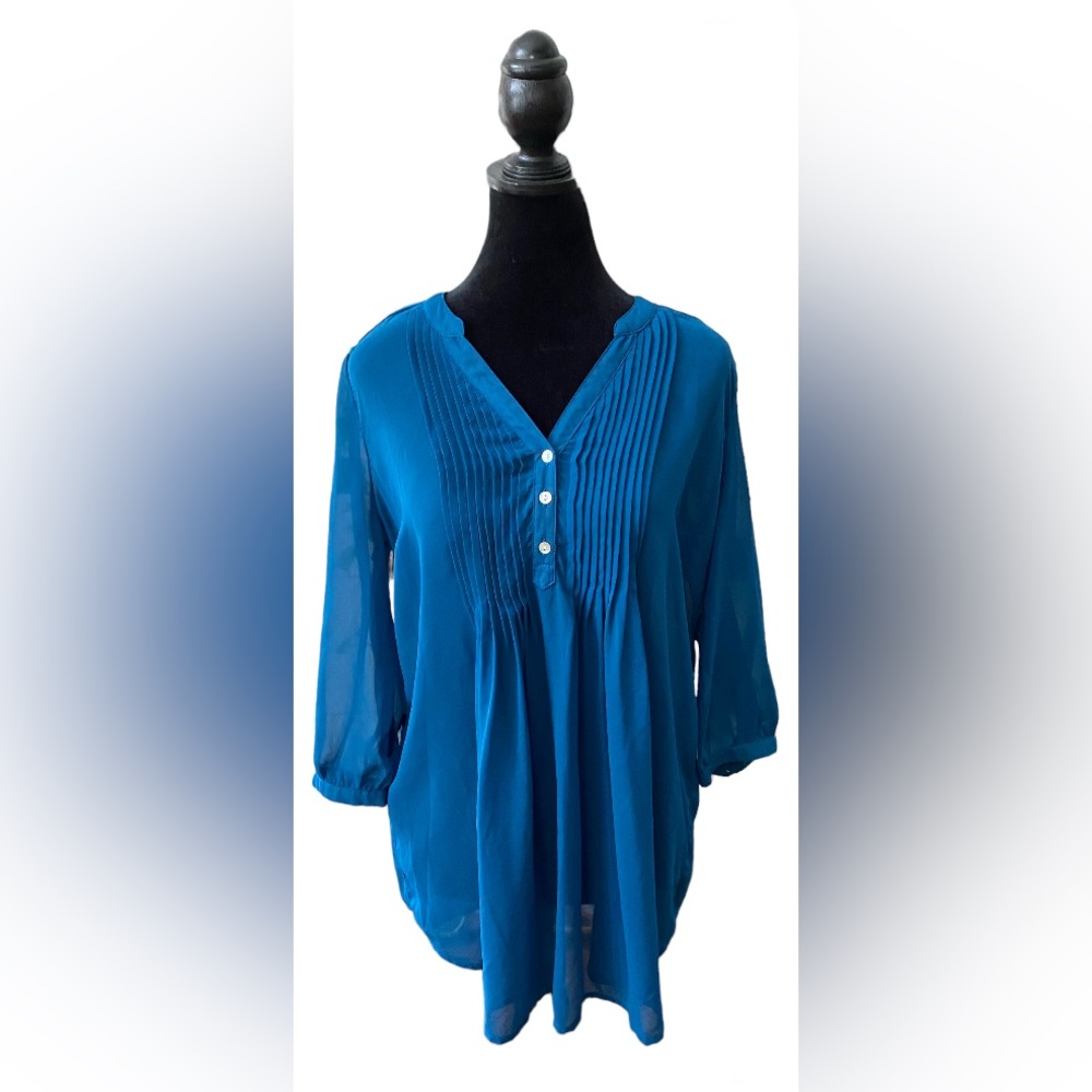 Motherhood: Blue Flowy Pleated Blouse